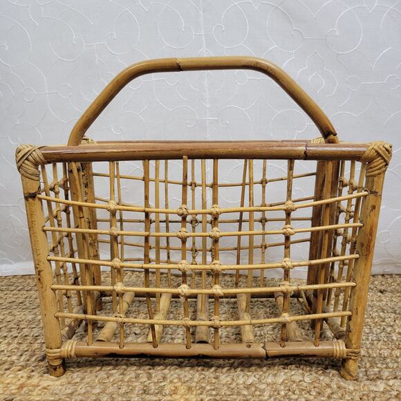 Vintage Bamboo Wicker Tiki Paper Book‎ Magazine Rack Holder Basket - Picture 1 of 8
